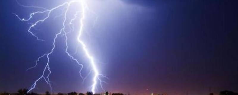 远离避雷针至少多少米（远离避雷针至少多少米距离）
