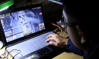 堡垒之夜怎么在空中开伞 堡垒之夜如何在空中开伞