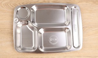 不锈钢餐盒第一次使用怎样清洗（不锈钢餐盒第一次使用怎样清洗才干净）