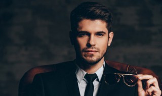 cf男人的名字霸气十足 cf男人的名字霸气十足两个字