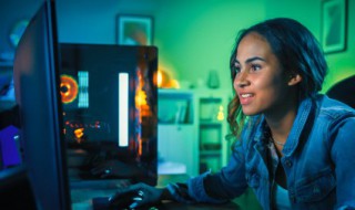 崩坏三如何让吼姆鬼王捡皇冠（崩坏3吼姆鬼王怎么捡皇冠）