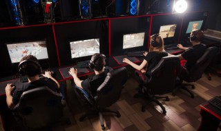 泰拉瑞亚满月哪里狼人多（泰拉瑞亚血月出狼人么）